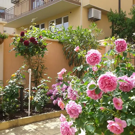Chuchulev Hotel Sozopol