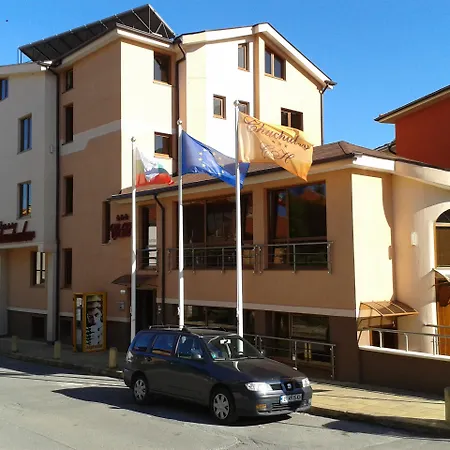 Chuchulev Hotel 3*