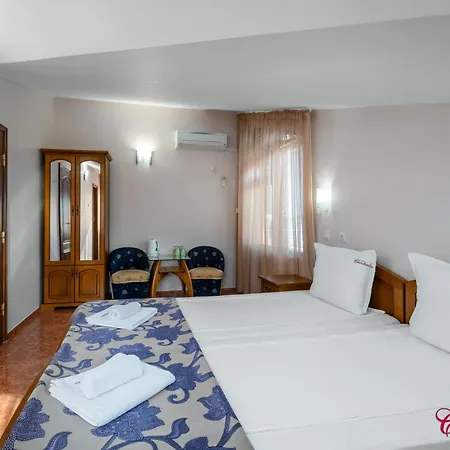 чучулев Хотел 3*