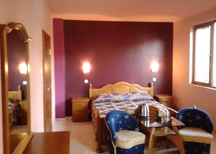 чучулев Хотел Созопол