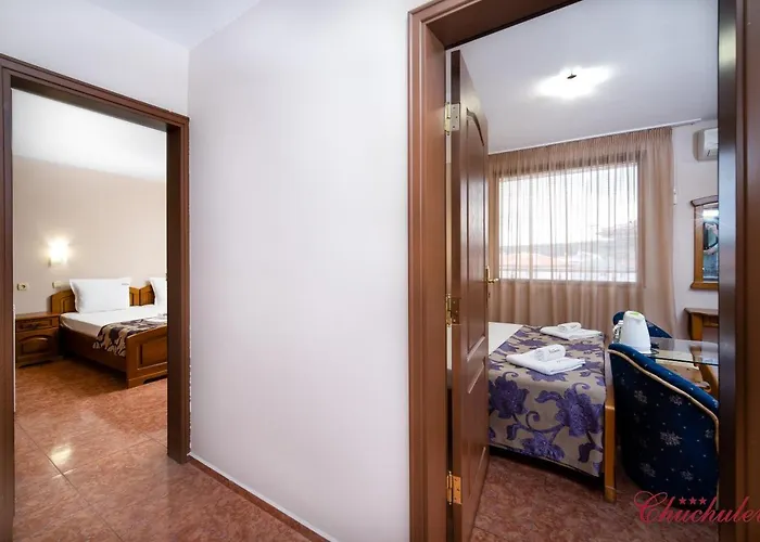 чучулев Хотел Созопол