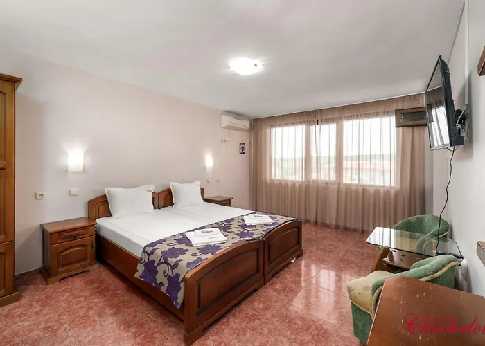 чучулев Хотел