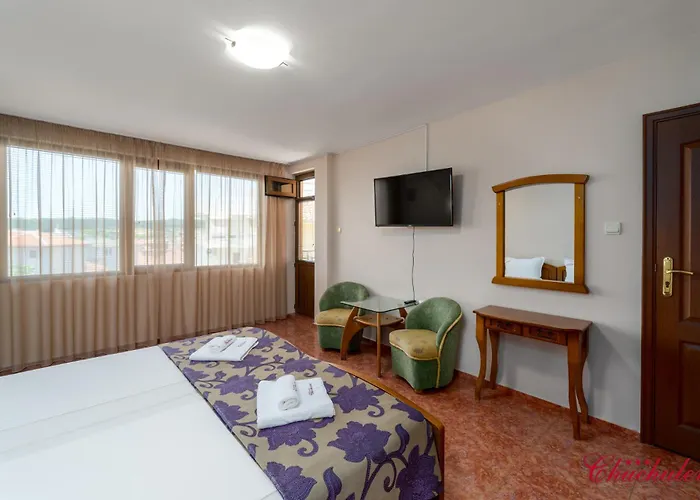 Отель Chuchulev Созополь